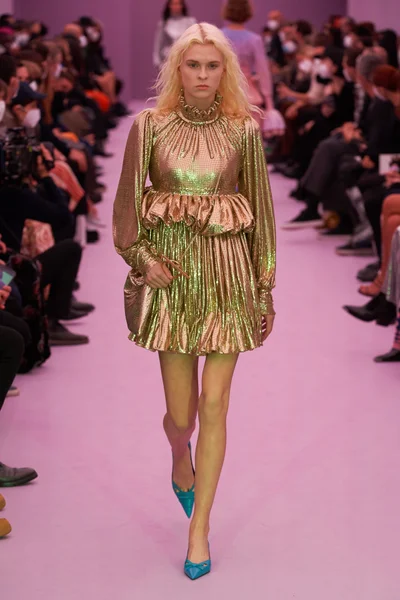 Look 31